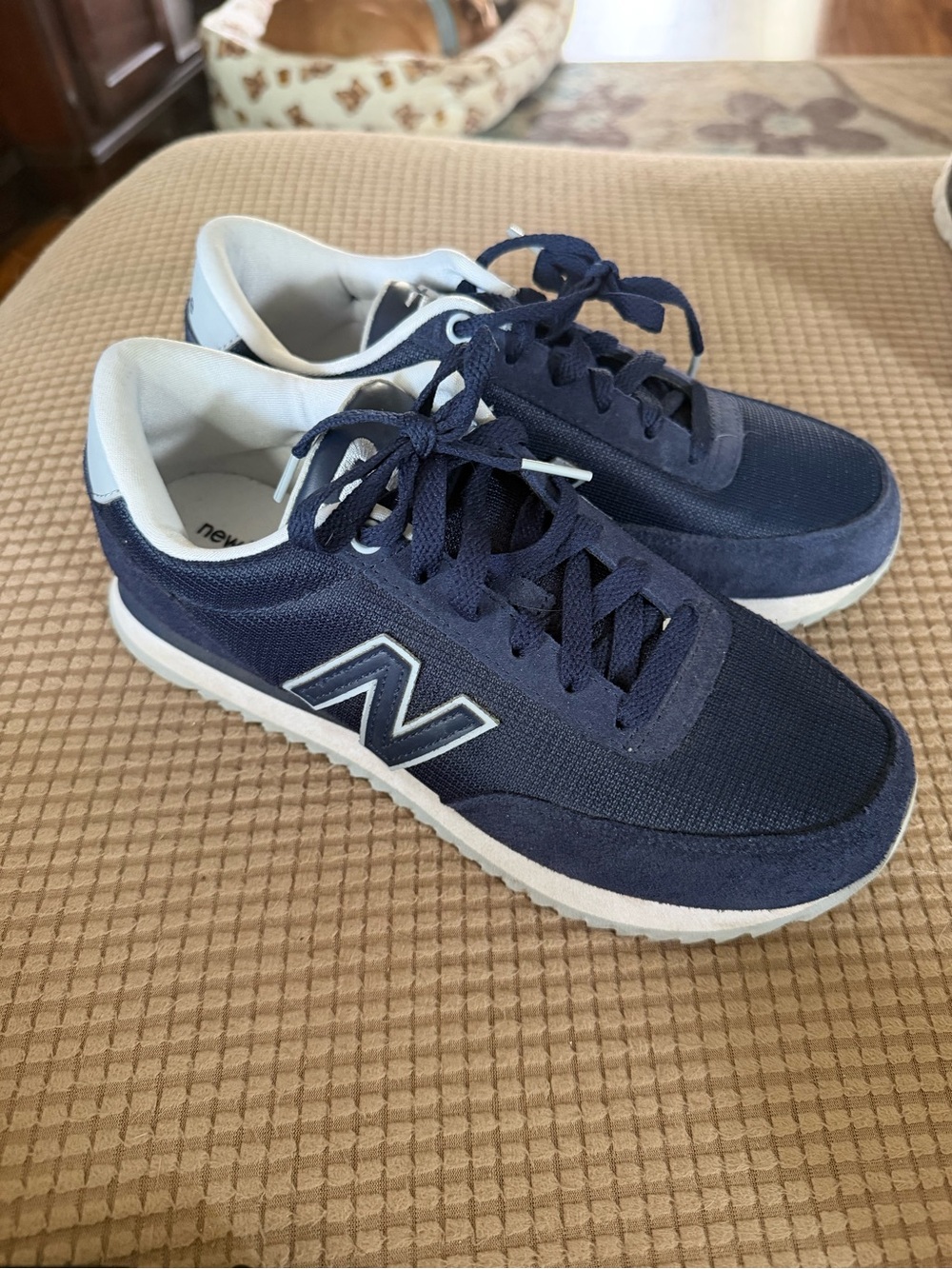 New Balance women’s Navy and White Retro Runner Sneakers